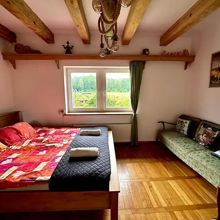 Dworek Nad Jeziorem Z Prywatna Plaza 펜션