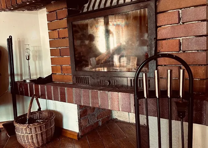 Dworek Nad Jeziorem Z Prywatną Plażą *