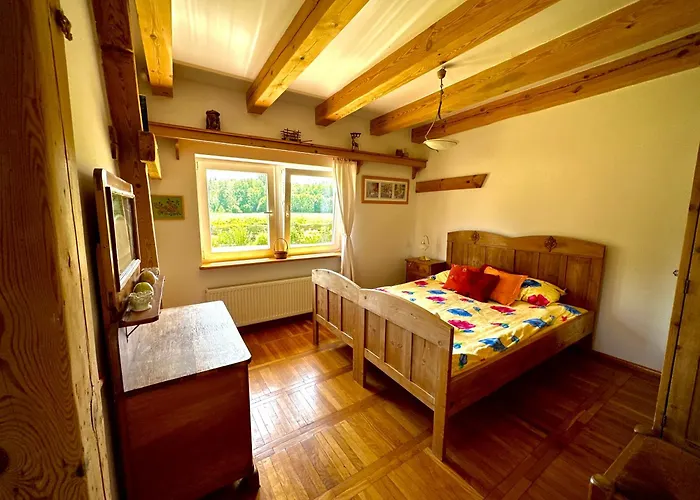 Dworek Nad Jeziorem Z Prywatną Plażą *