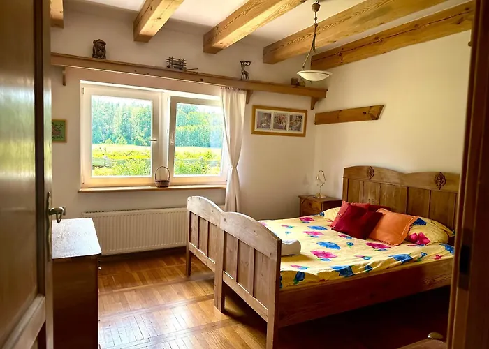 Dworek Nad Jeziorem Z Prywatną Plażą Dom wakacyjny Krąg