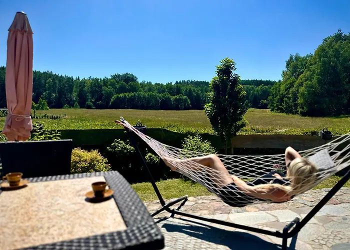 Dom wakacyjny Dworek Nad Jeziorem Z Prywatną Plażą *