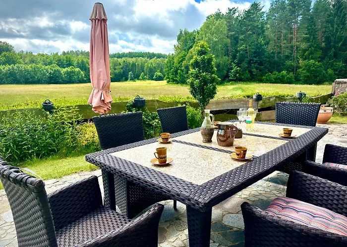 Dworek Nad Jeziorem Z Prywatną Plażą Dom wakacyjny